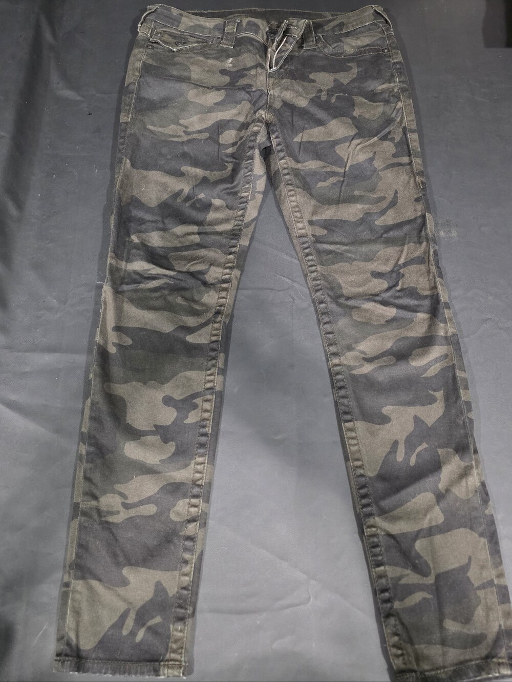 True Religion Women’s Camo Skinny Jeans - Olive/Black